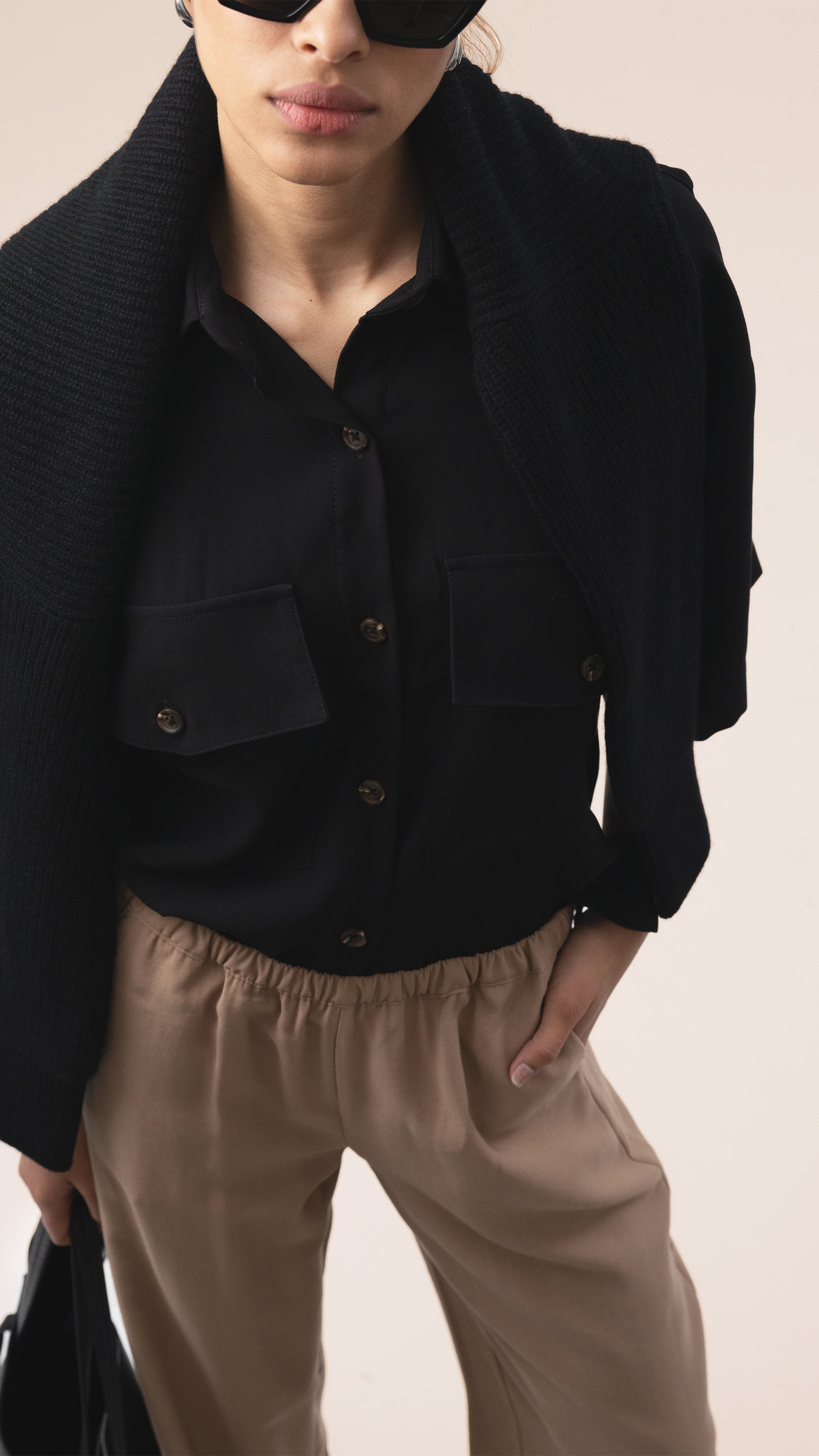 The Travel Pant - Camel BOTTOMS Parentezi