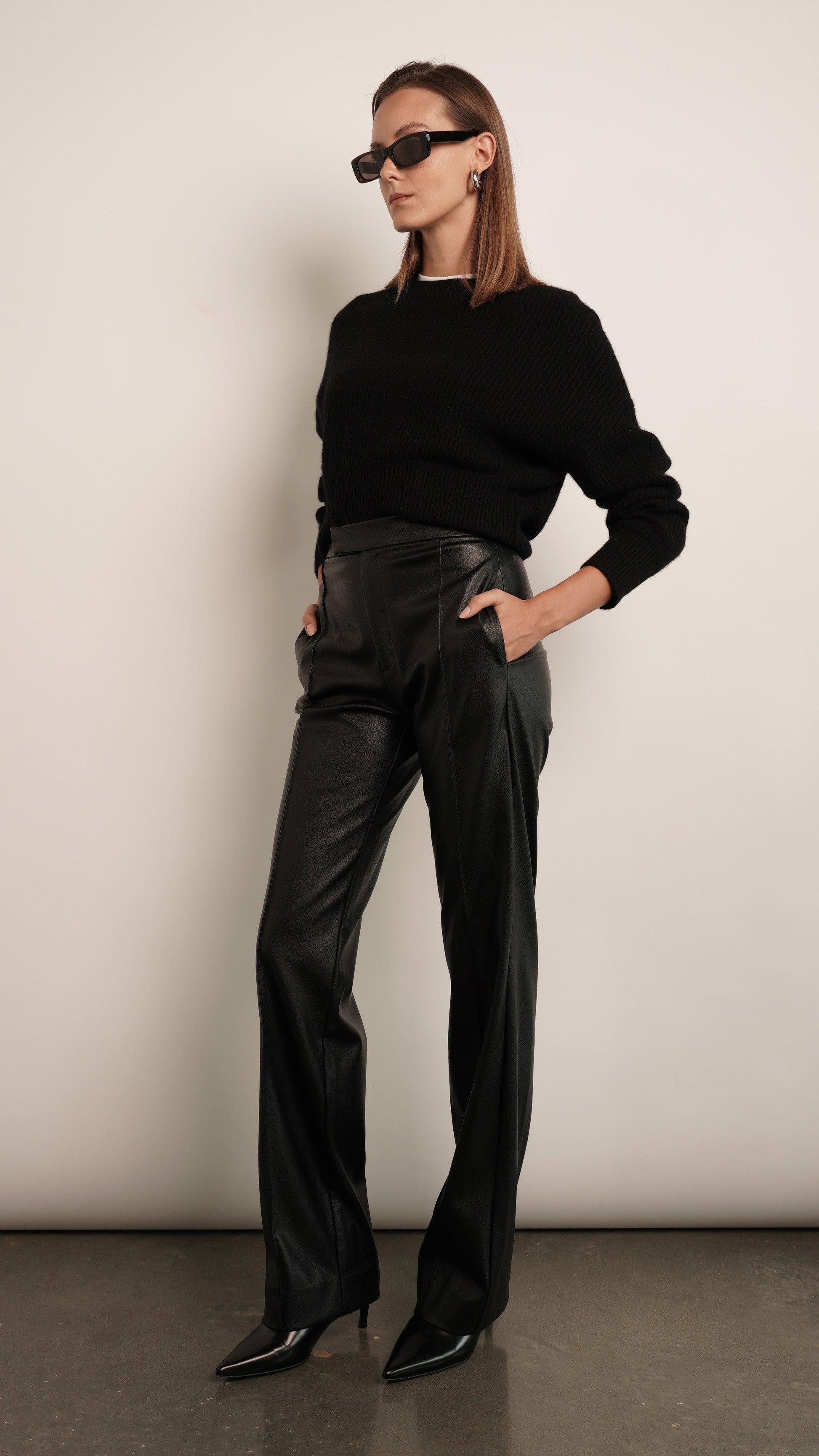 Cashmere Crewneck Pullover - Black Parentezi