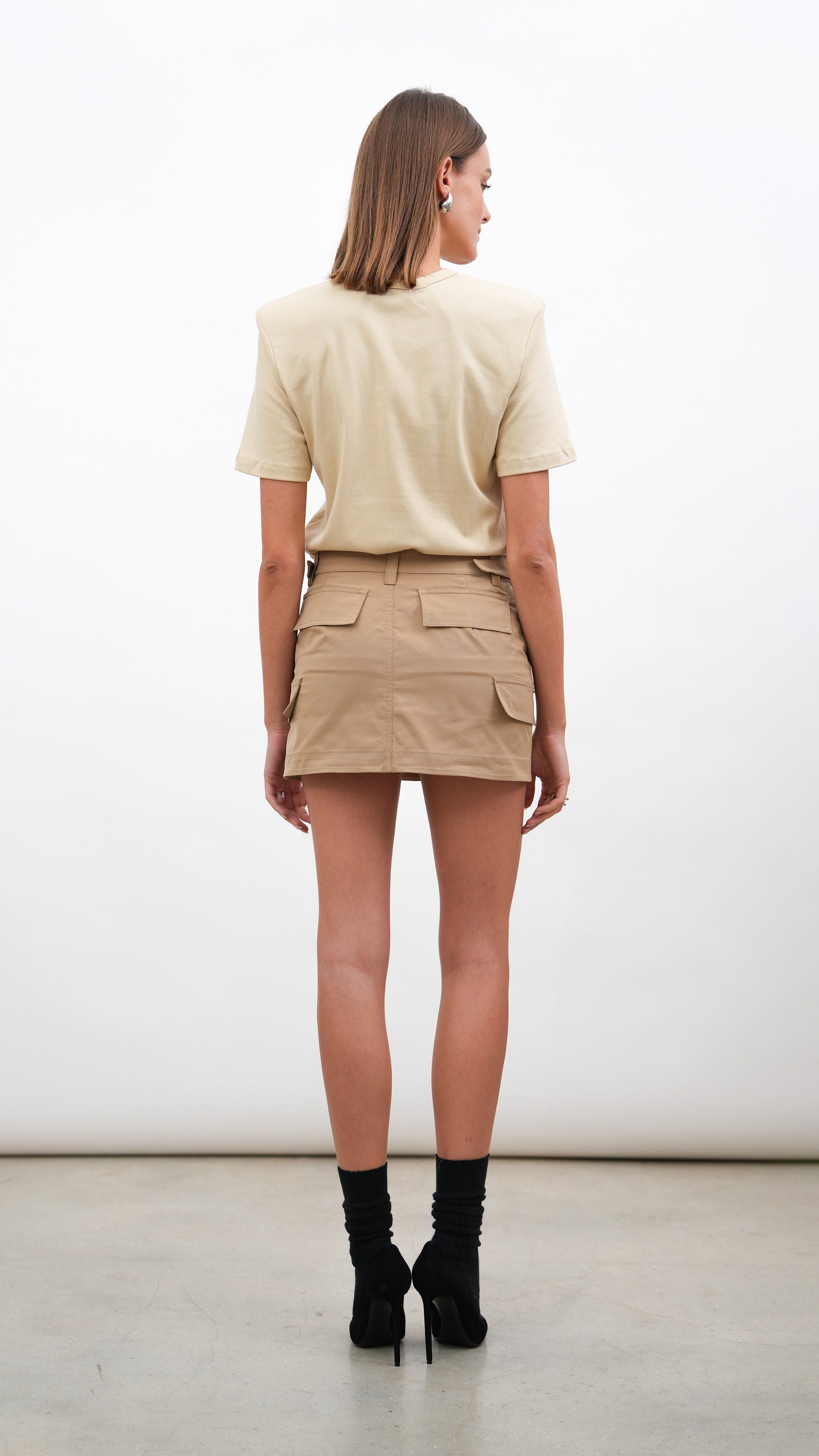 Shoulder Pad Tee - Camel Tops parentezi