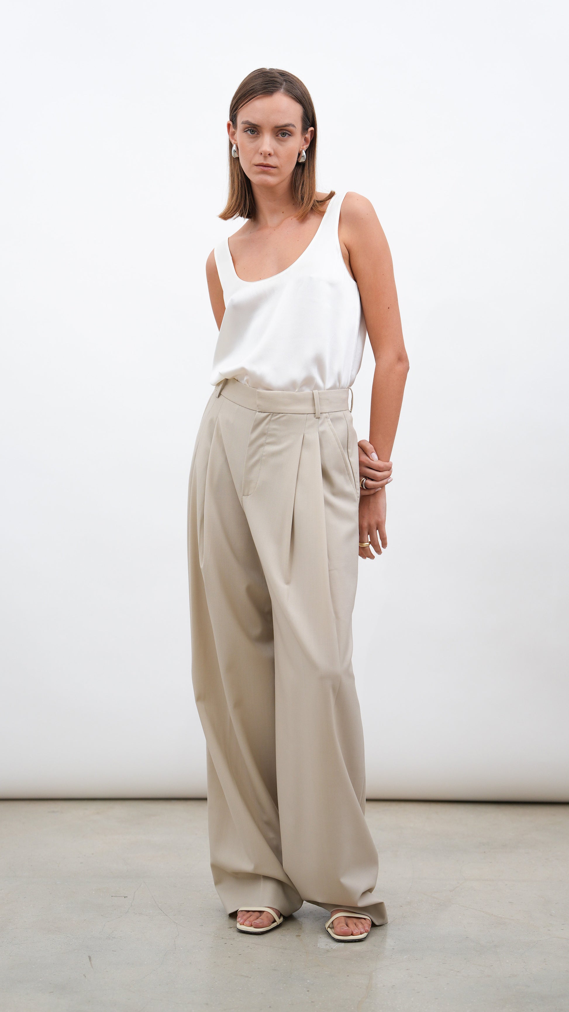 Isola Silk Cami - Off White Tops Parentezi