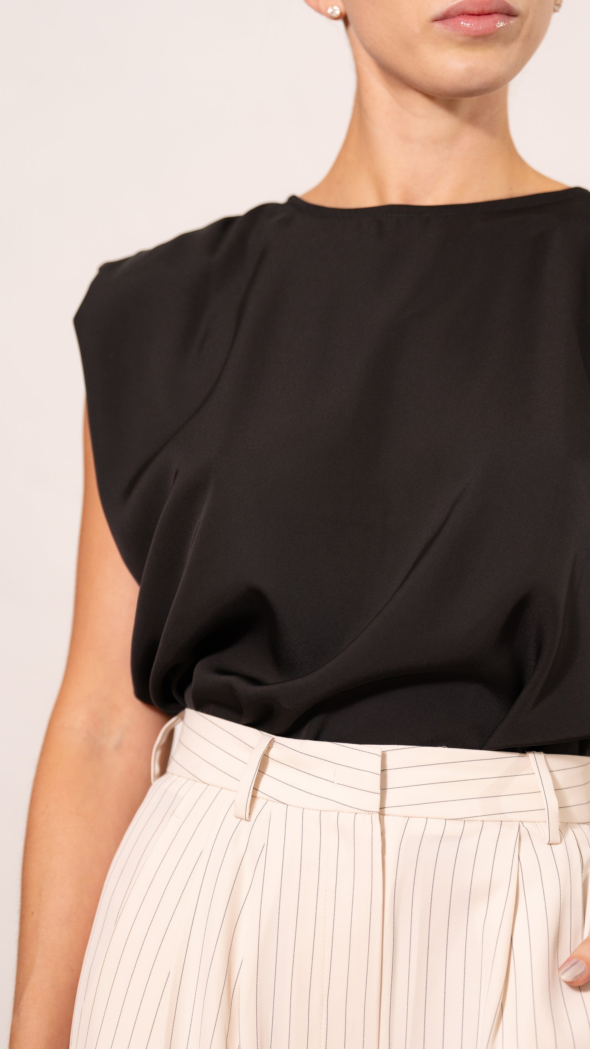 Ava Top - Black Tops Parentezi