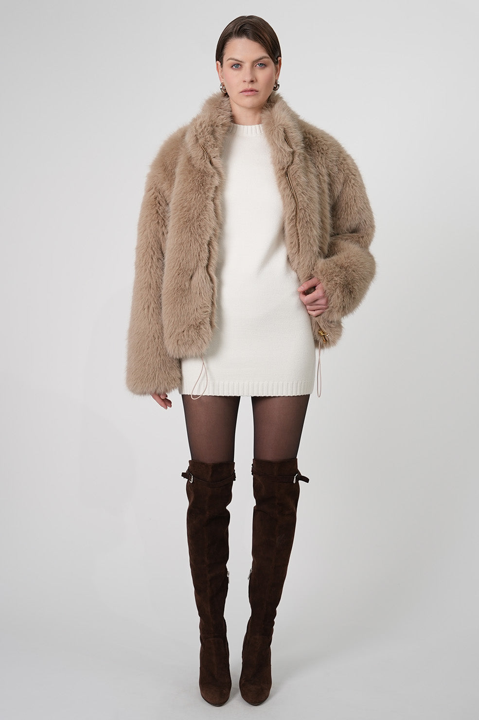 Jacqueline Faux Fur Coat - Taupe Blazer Parentezi