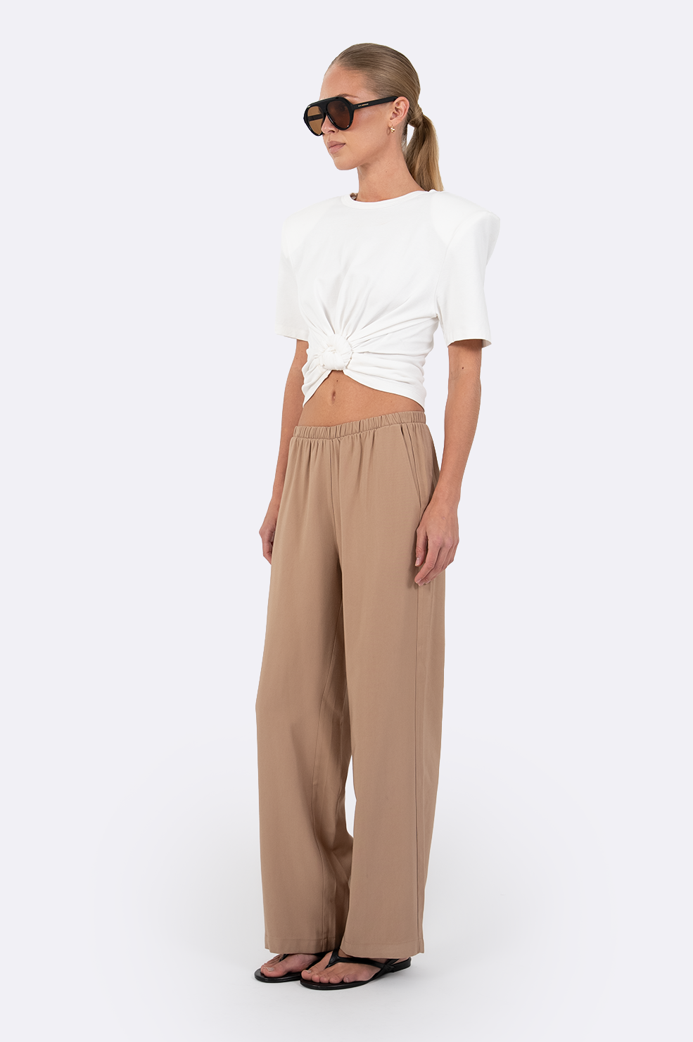 The Travel Pant - Camel BOTTOMS Parentezi