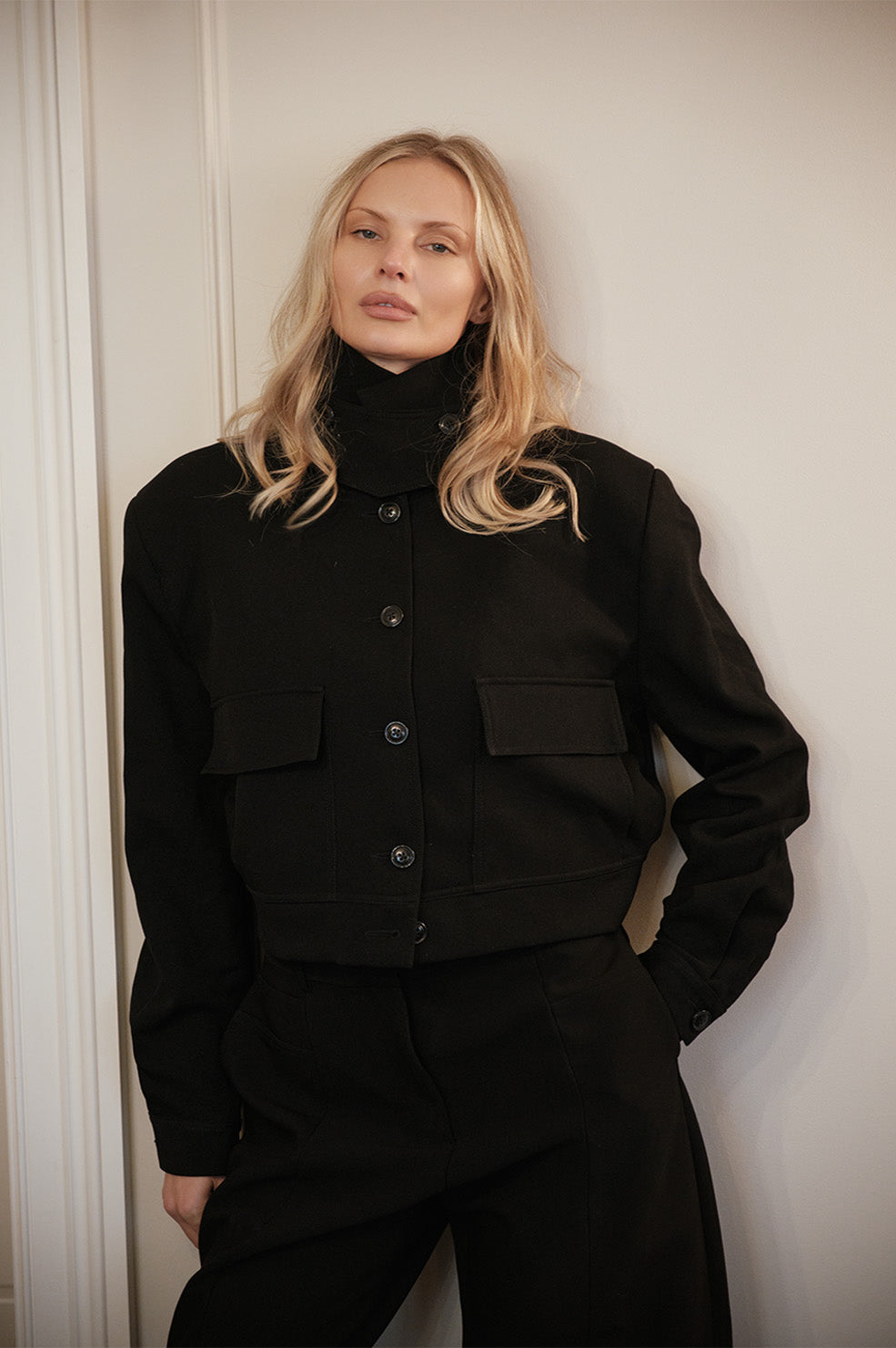 Phoebe Bomber Jacket - Black Blazer Parentezi