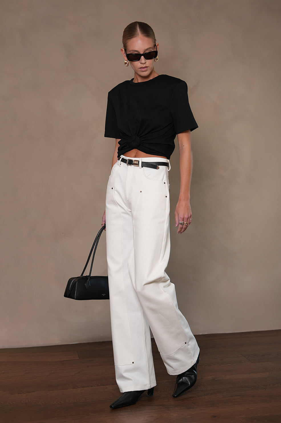 May Tee - Black Tops Parentezi