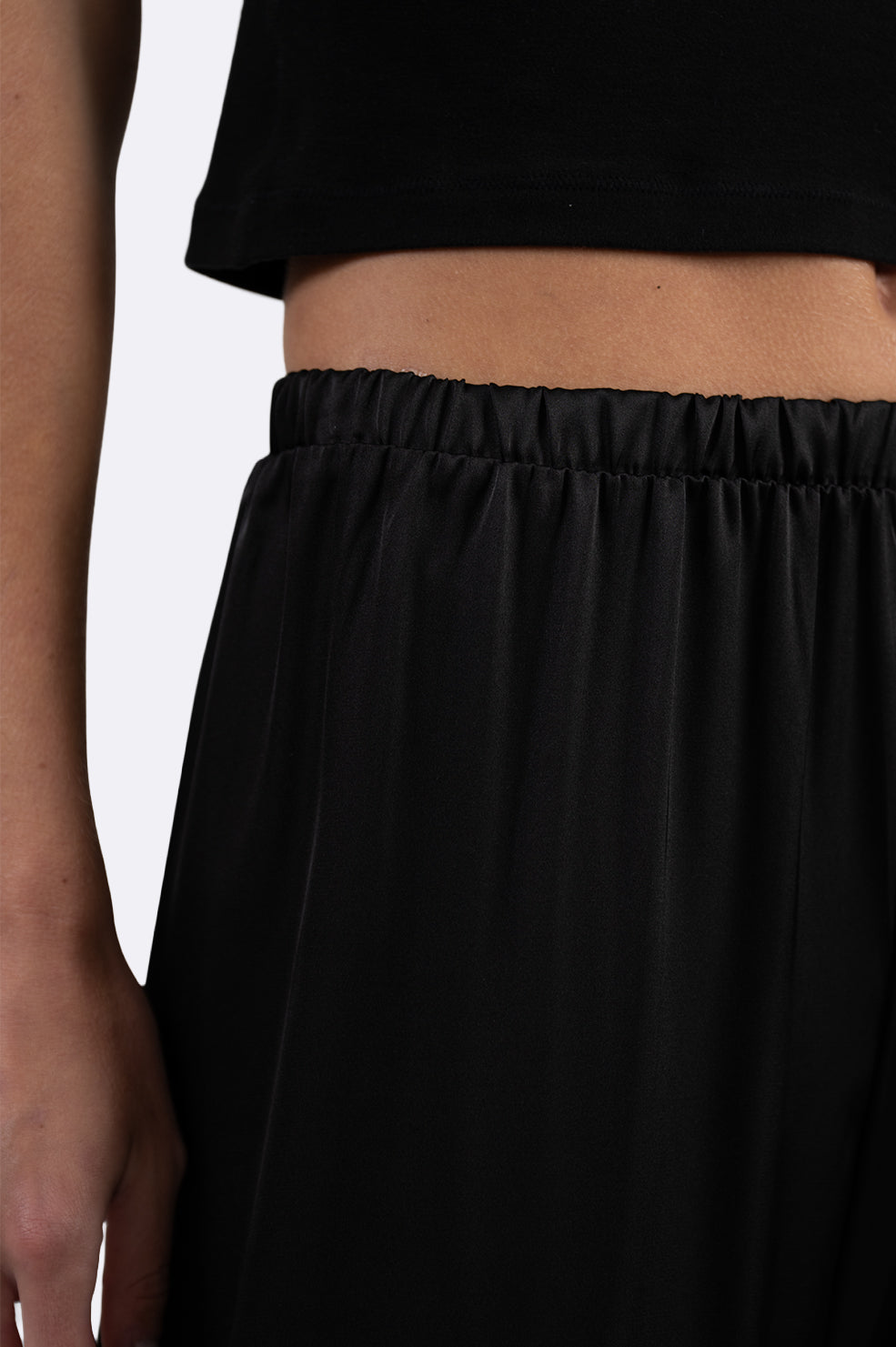Clara Satin Pant -Black BOTTOMS Parentezi