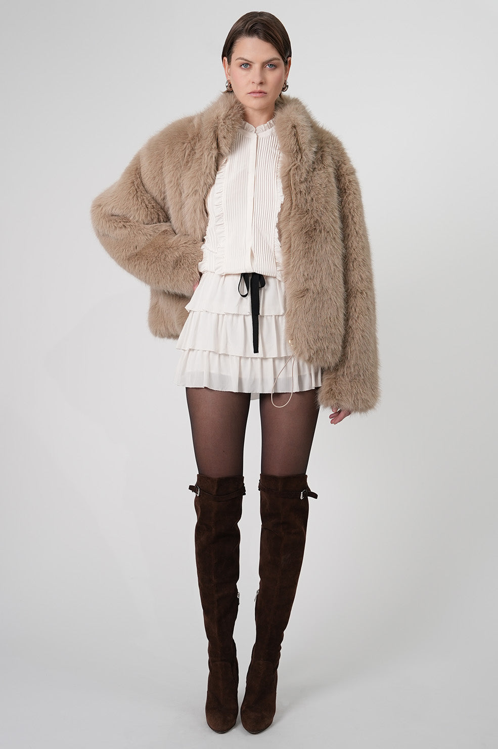 Jacqueline Faux Fur Coat - Taupe Blazer Parentezi