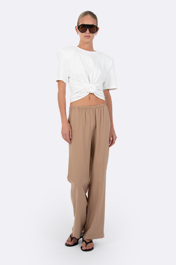 The Travel Pant - Camel BOTTOMS Parentezi