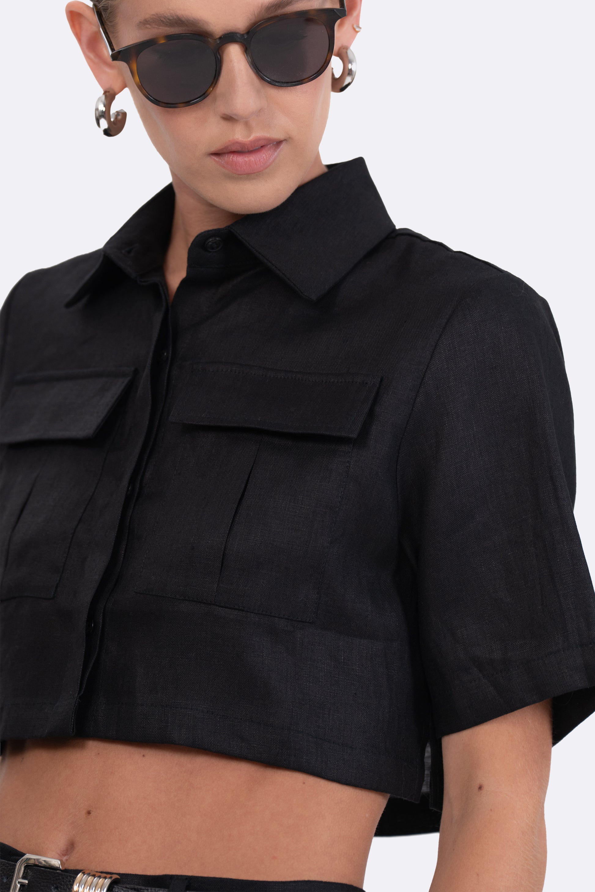 Valeria Cargo Crop - Black Tops parentezi