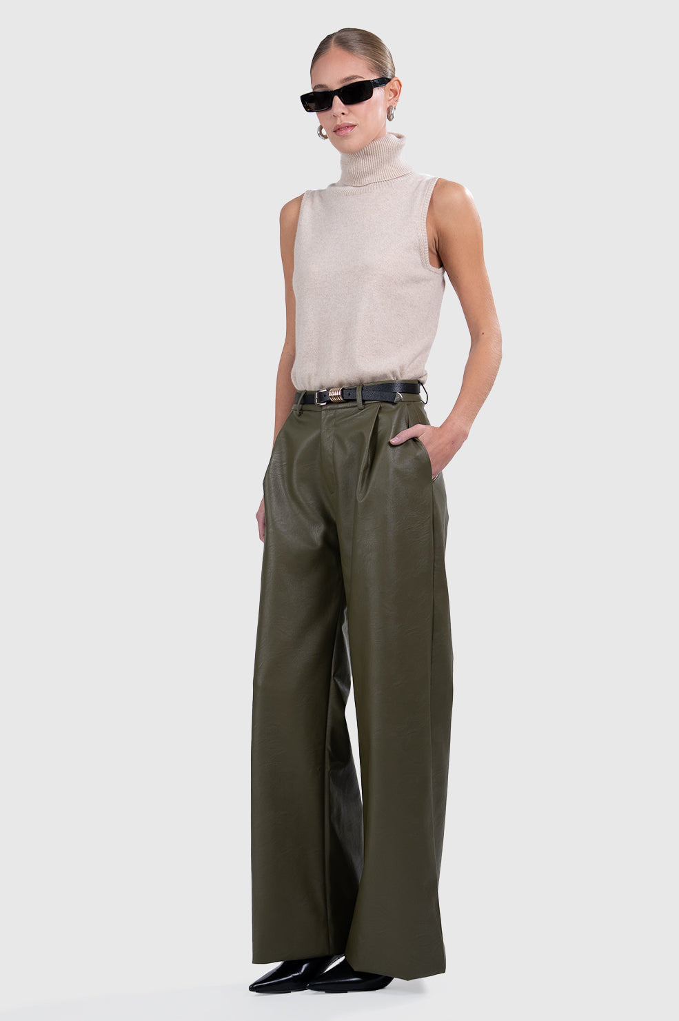 Milo Faux Leather Pant - Olive BOTTOMS Parentezi