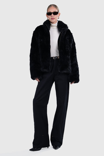 Jacqueline Faux Fur Coat - Black Blazer Parentezi