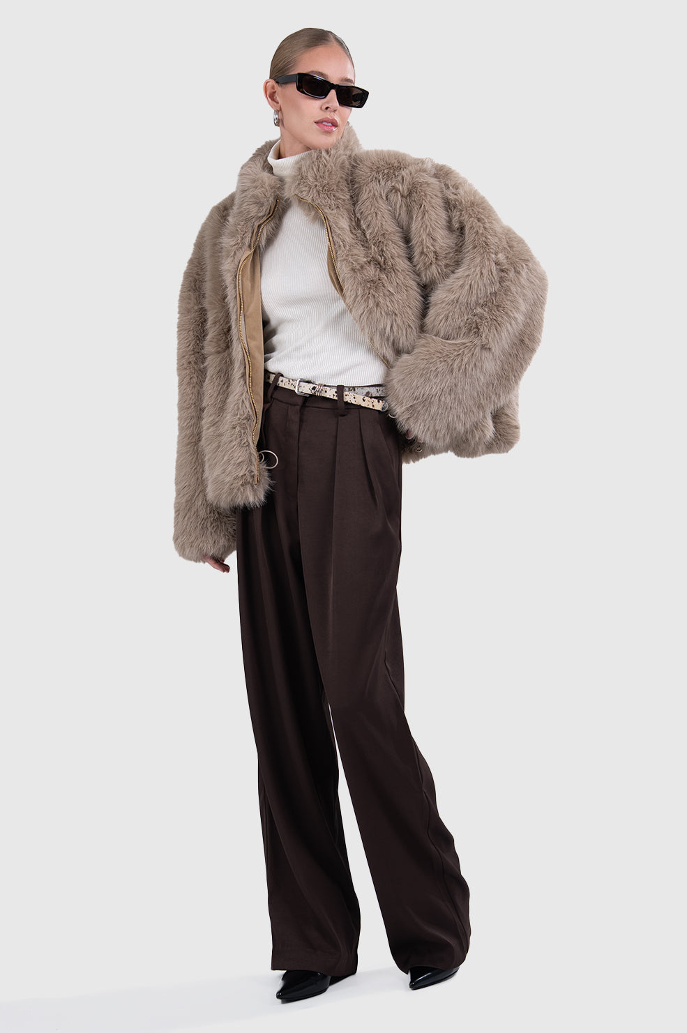 Jacqueline Faux Fur Coat - Taupe Blazer Parentezi