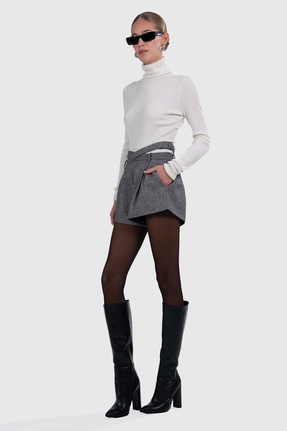 Laurette Shorts BOTTOMS Parentezi