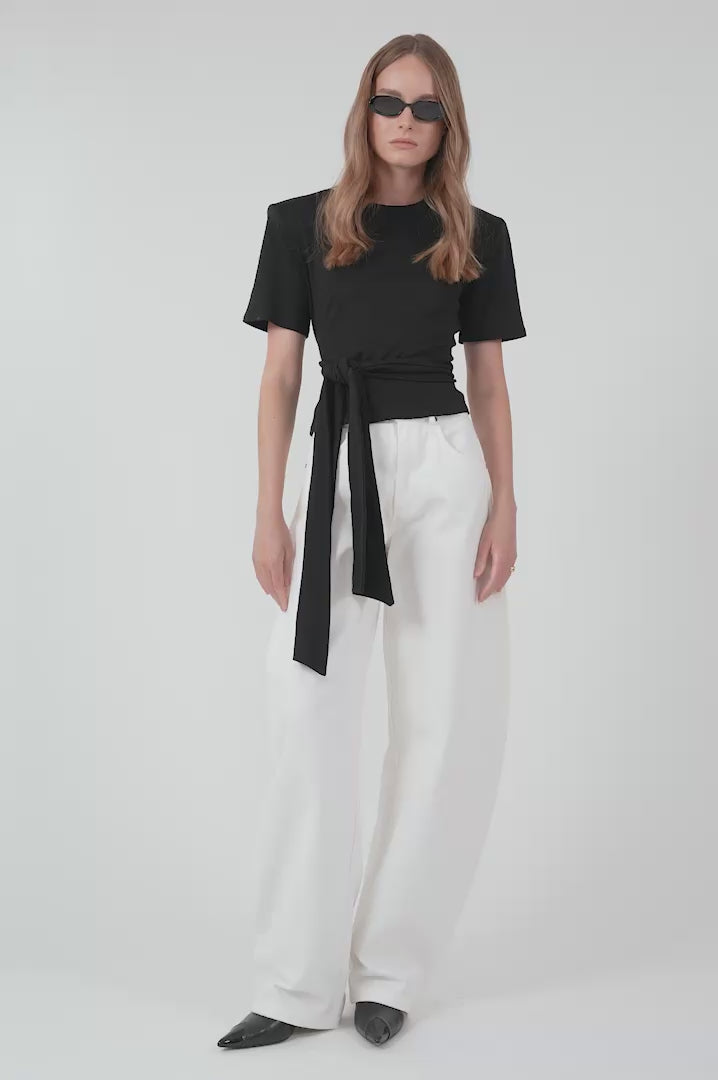 Leonie Wrap Tee - Black Tops Parentezi
