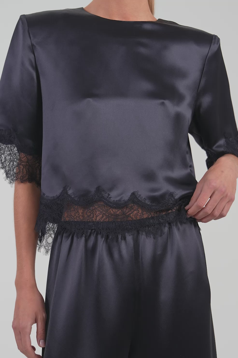 Midnight Satin Top Tops Parentezi