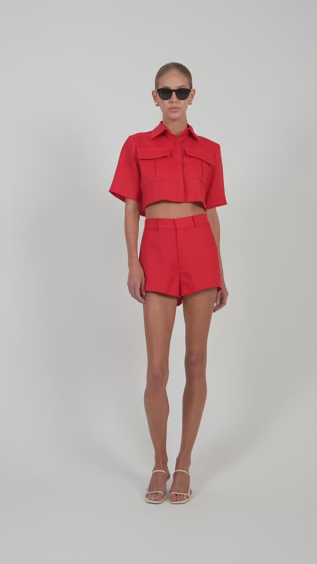 Valeria Cargo Crop - Red Tops parentezi